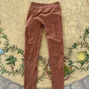 Alphalete Amplify Leggings